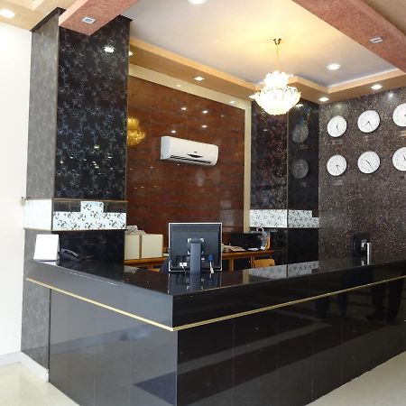 Hotel Sky Towers Карачи Экстерьер фото