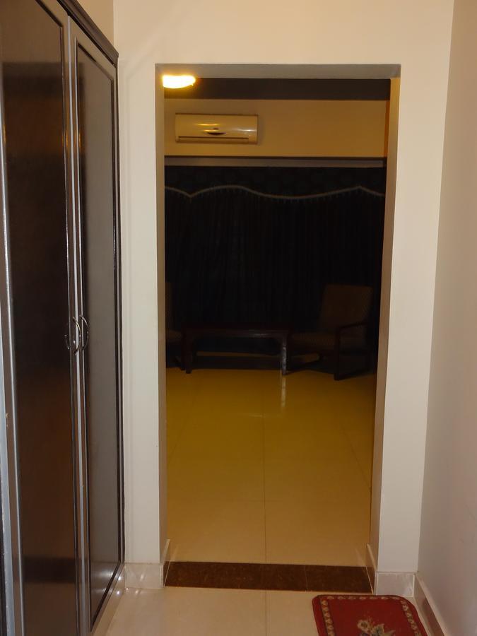 Hotel Sky Towers Карачи Экстерьер фото